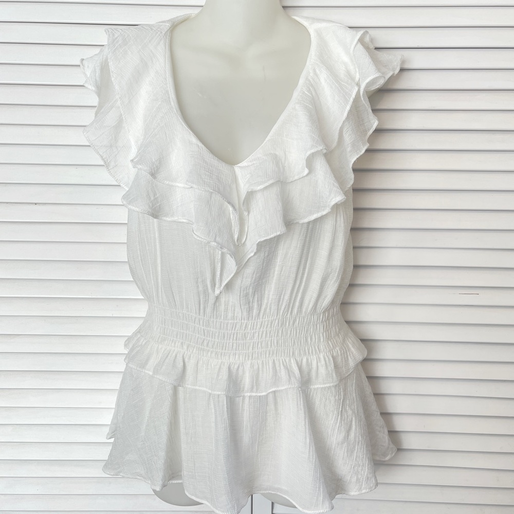 NWOT White Sleeveless Ruffled Blouse